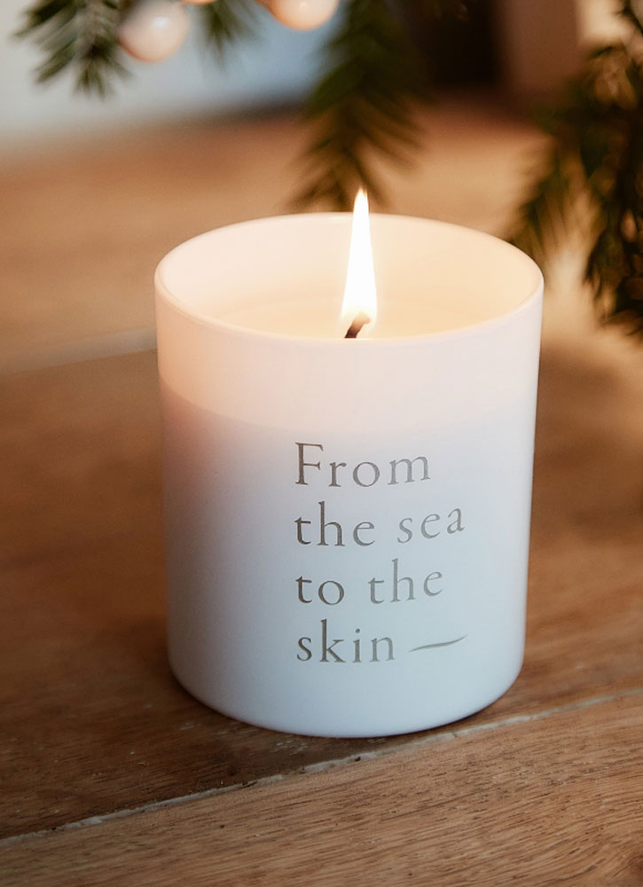 Свеча с цветочно-пряным ароматом PHYTOMER XMF Perfumed Candle